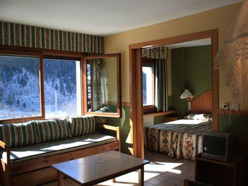 Apartamentos Solneu Baqueira Beret Zewnętrze zdjęcie